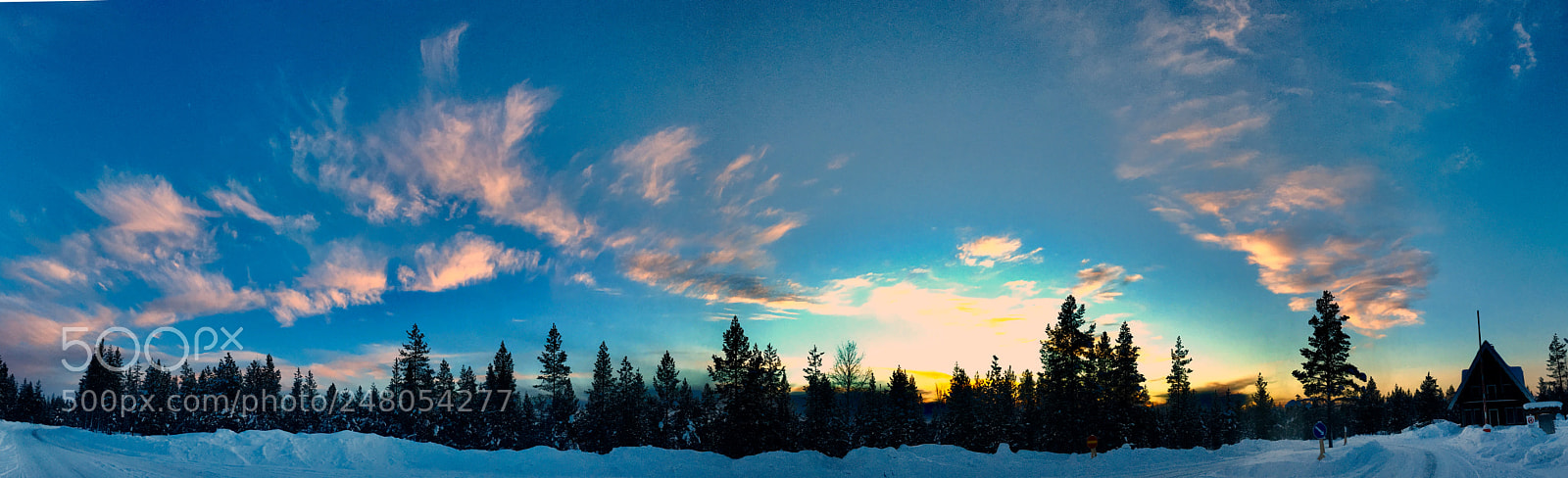 Apple iPhone SE sample photo. Dancing clouds photography