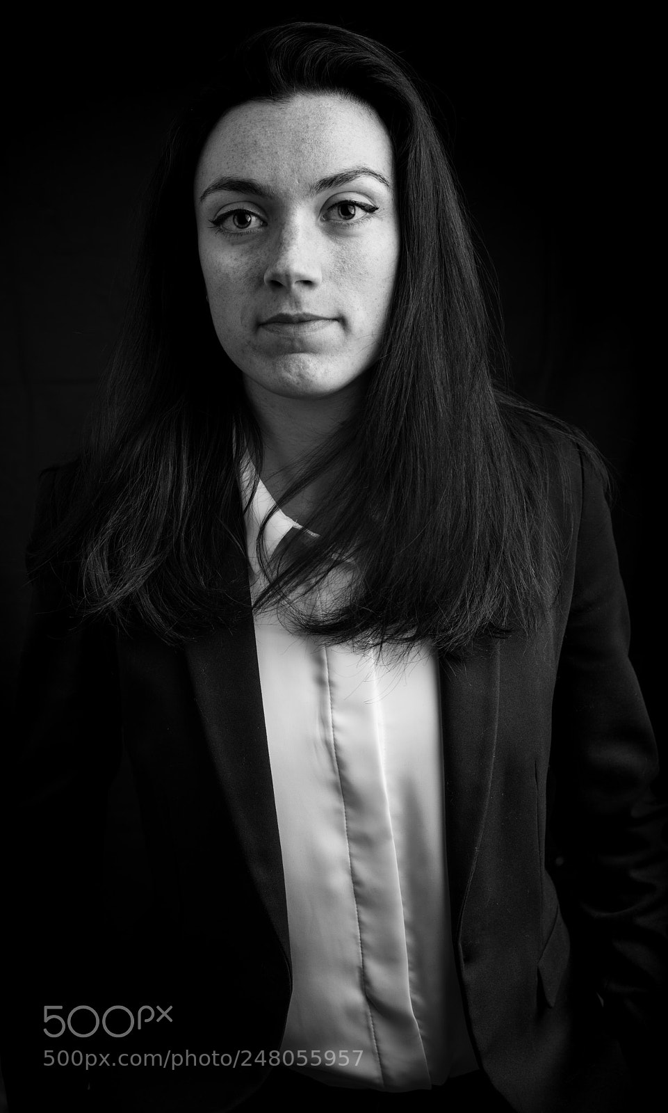 Canon EOS 5DS sample photo. Poline b&w photography