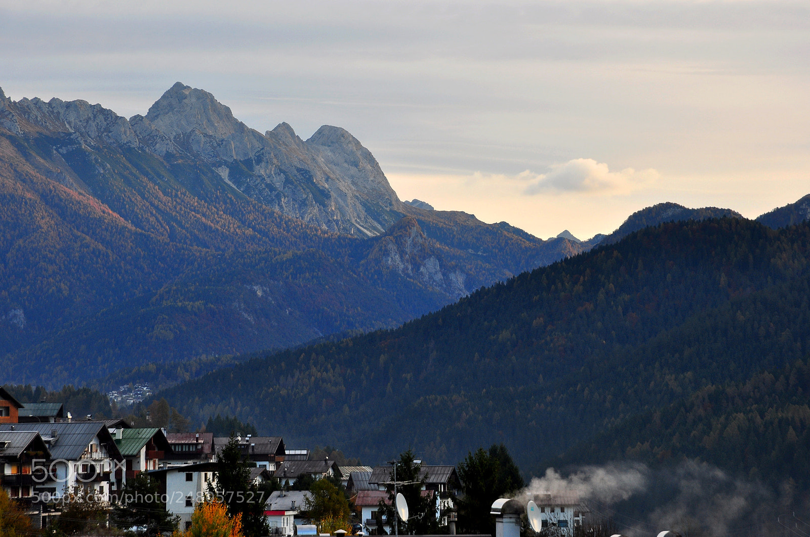 Nikon D90 sample photo. Morning at alpian village photography