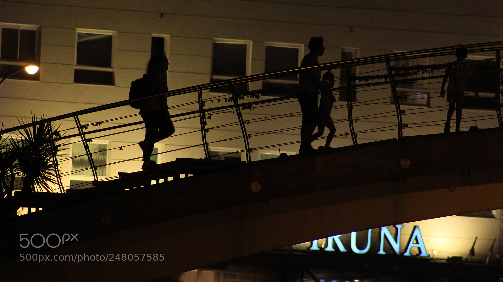 Canon EF 75-300mm f/4-5.6 sample photo. Puente photography
