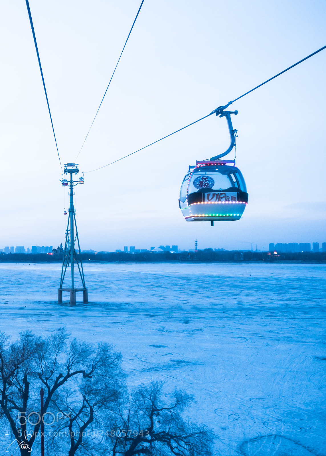 Olympus OM-D E-M5 II sample photo. Ropeway photography