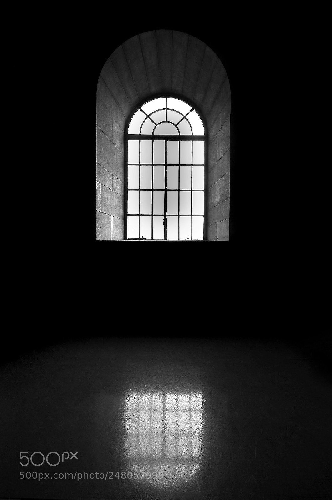 Canon EOS 60D sample photo. Dark interior photography