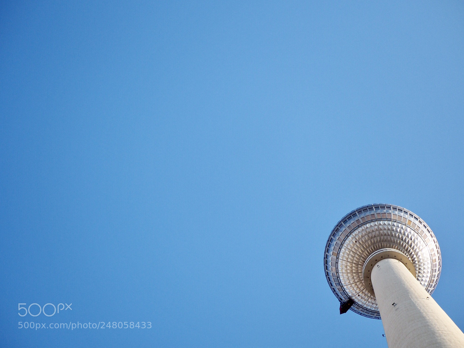Olympus OM-D E-M10 II sample photo. Berlin alexanderplatz photography