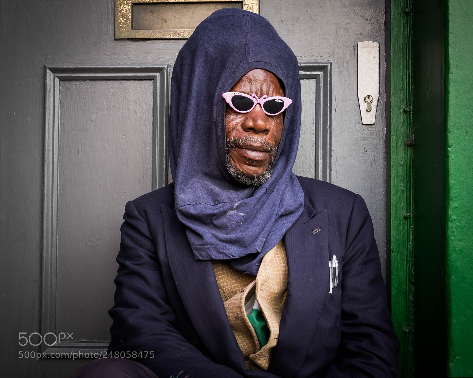 Fujifilm X-T10 sample photo. Portrait of a stranger photography
