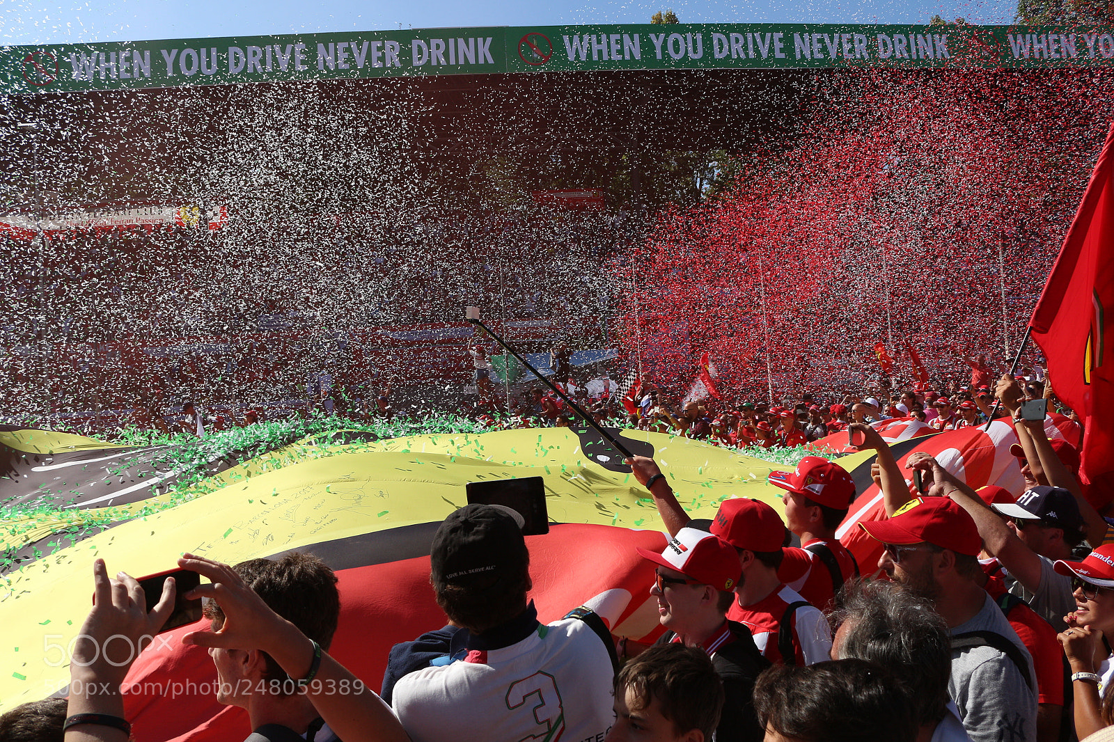 Canon EOS 100D (EOS Rebel SL1 / EOS Kiss X7) sample photo. Ferrari's flag after the photography