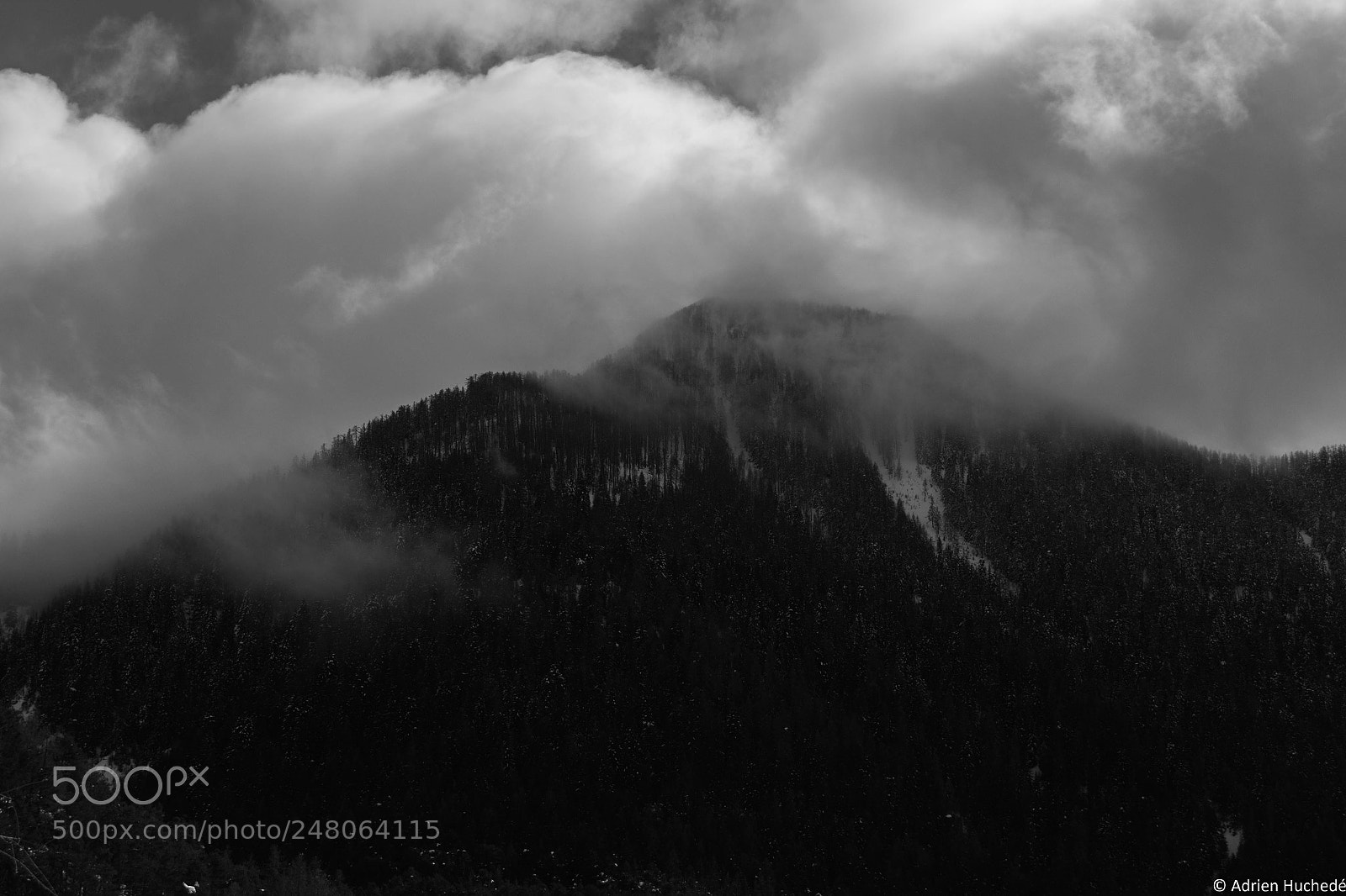 Canon EOS 600D (Rebel EOS T3i / EOS Kiss X5) sample photo. Snowy mountain 2 photography