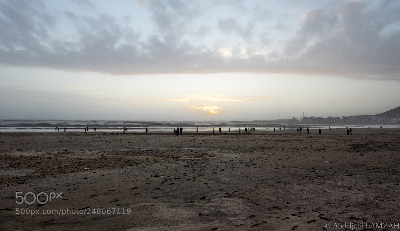 Panasonic DMC-TZ101 sample photo. Plage sous la pluie photography