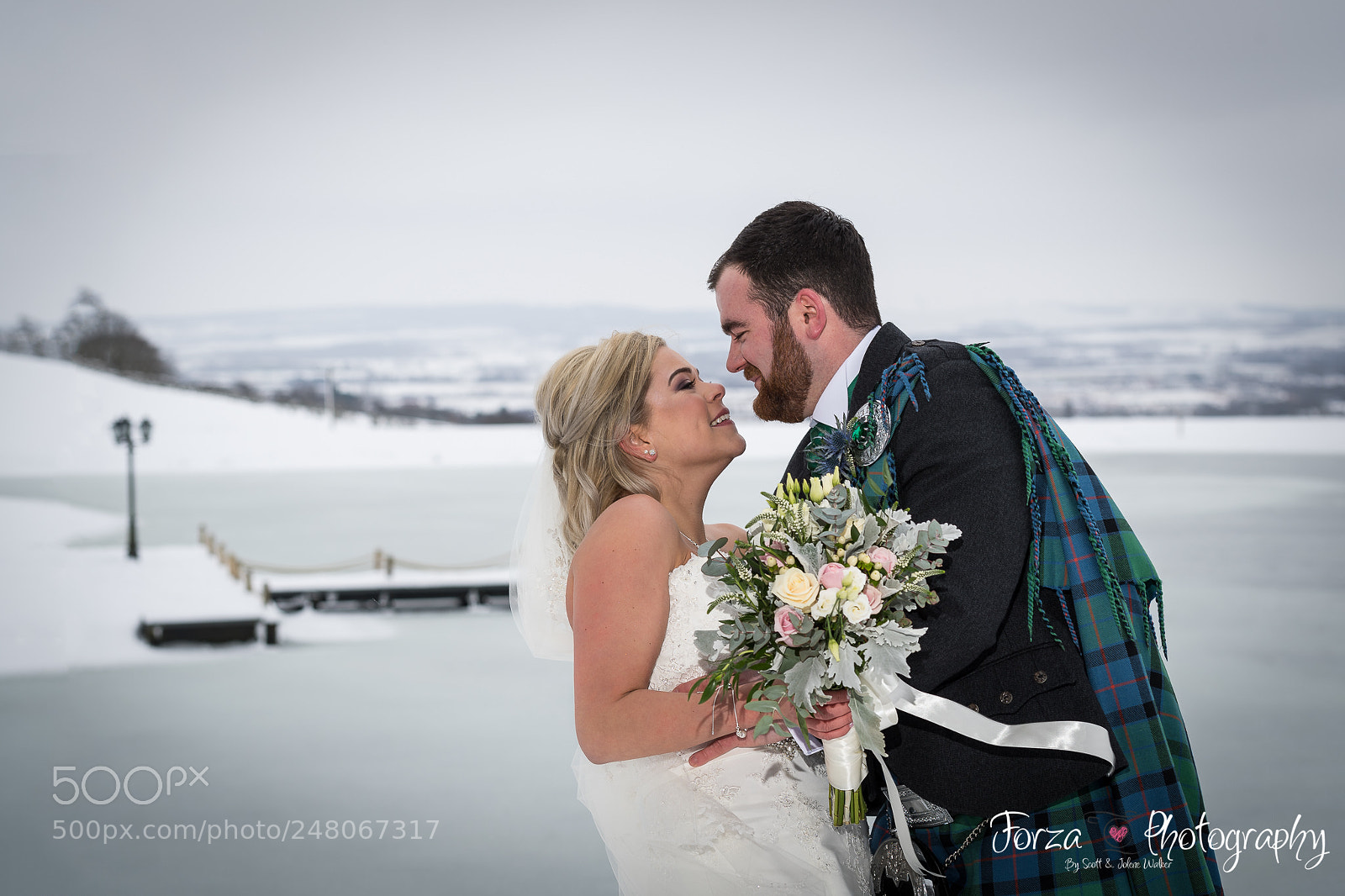 Nikon D5 sample photo. Winter wedding photography