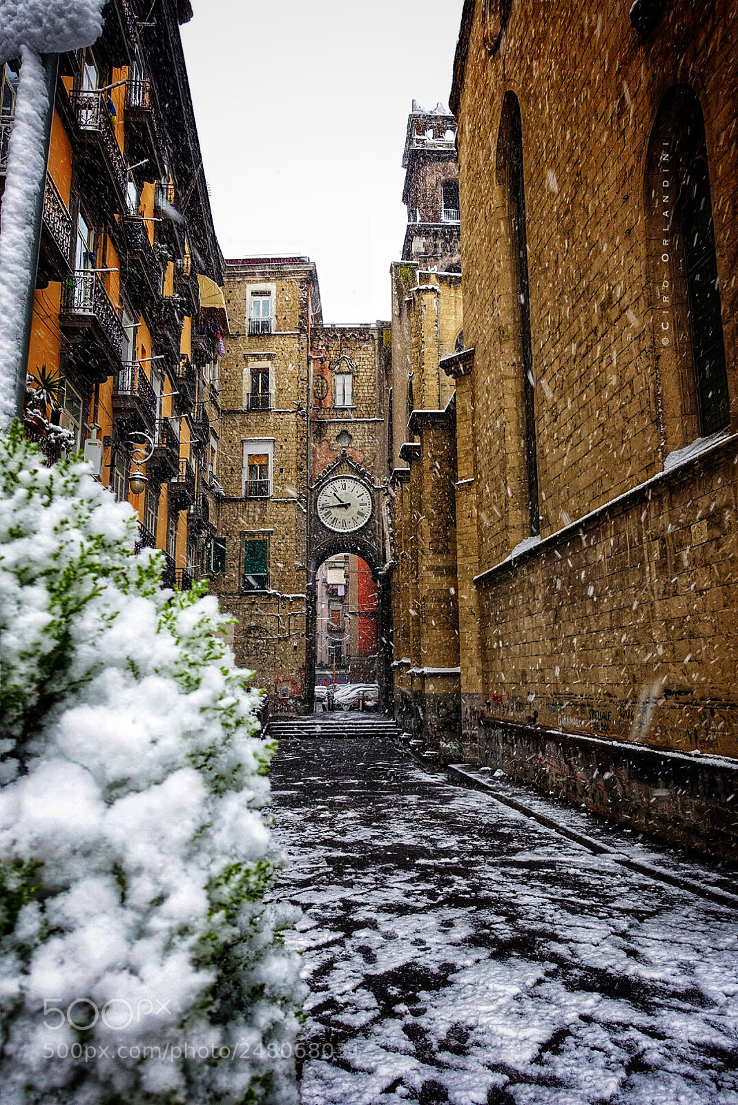 Sony Cyber-shot DSC-RX100 III sample photo. Llet it snow napoli 2018 photography