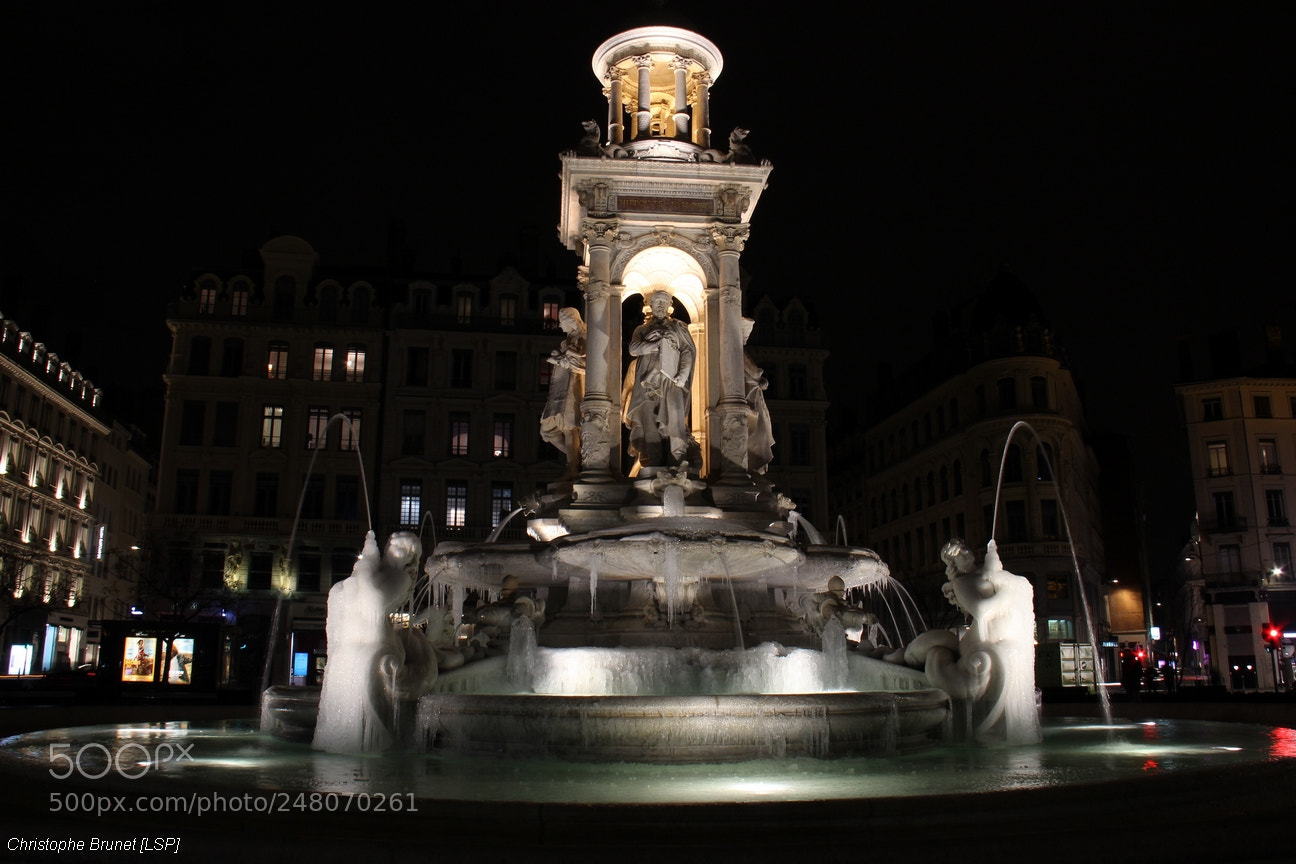 Canon EF-S 18-135mm F3.5-5.6 IS sample photo. Fontaine des jacobins photography