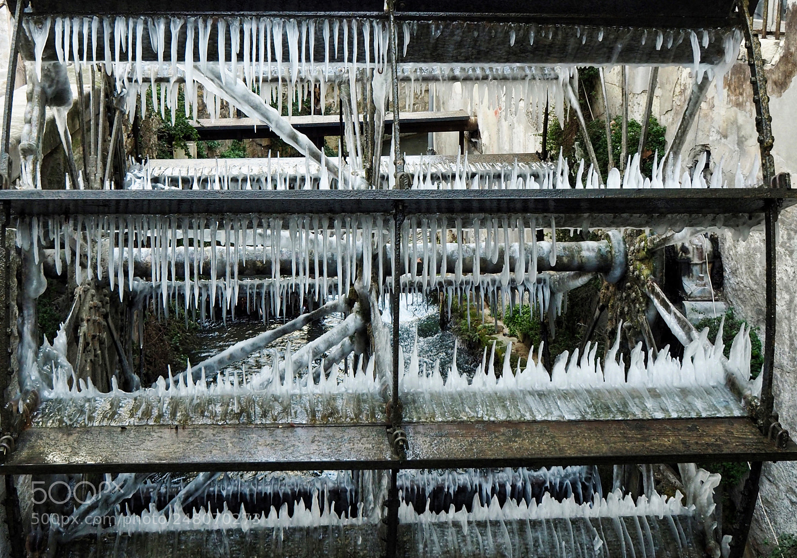 Olympus OM-D E-M5 II sample photo. Jaws... ... of ice photography