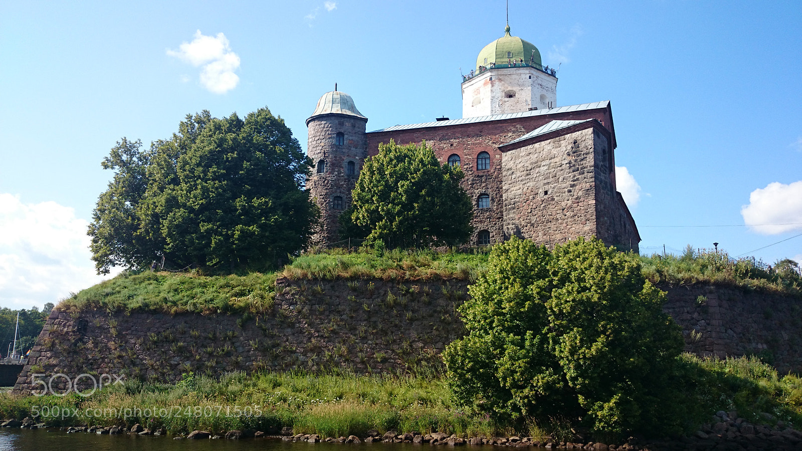 Sony Xperia Z2 sample photo. Vyborg castle photography