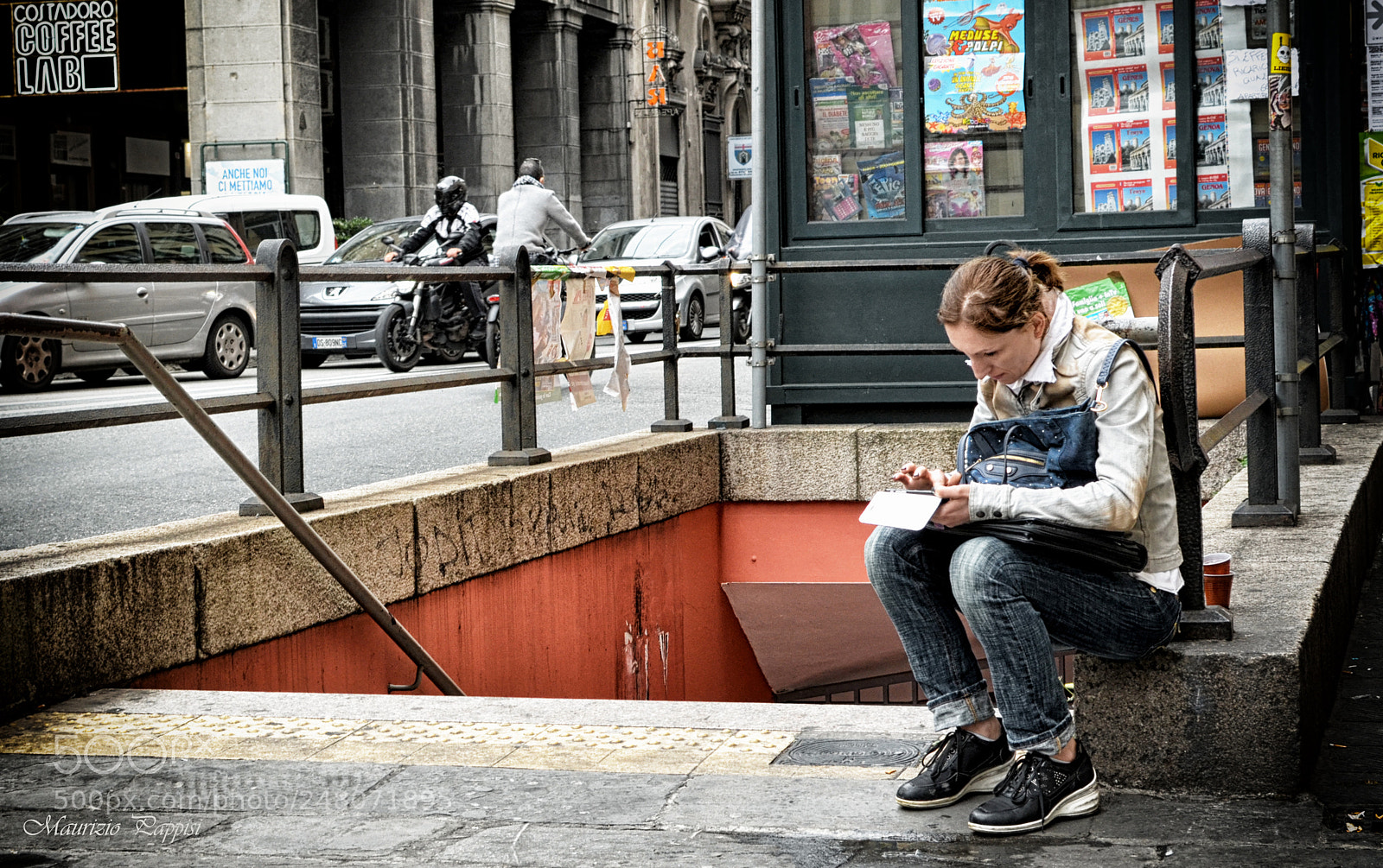 Nikon D5100 sample photo. Sitting on city photography
