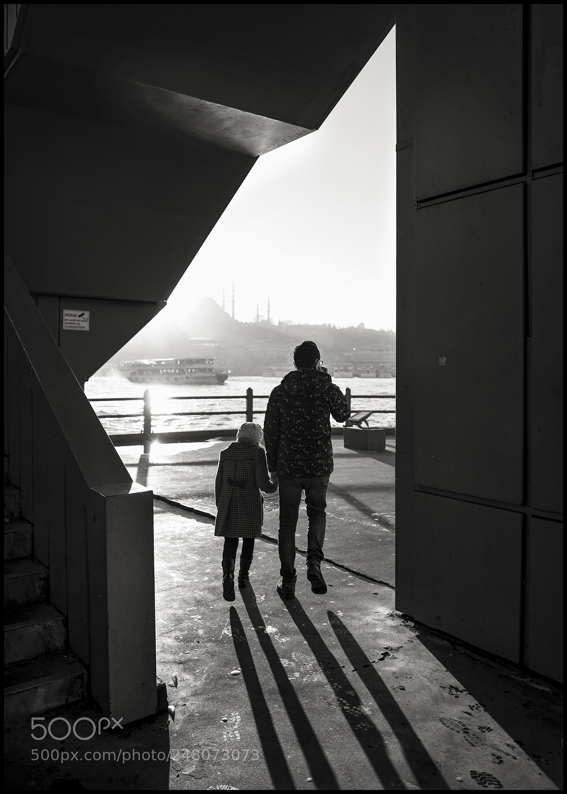 Leica Q (Typ 116) sample photo. Fathers and daughters..... photography