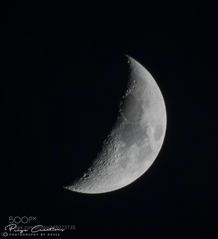 Canon EOS 700D (EOS Rebel T5i / EOS Kiss X7i) sample photo. Moon #1 photography
