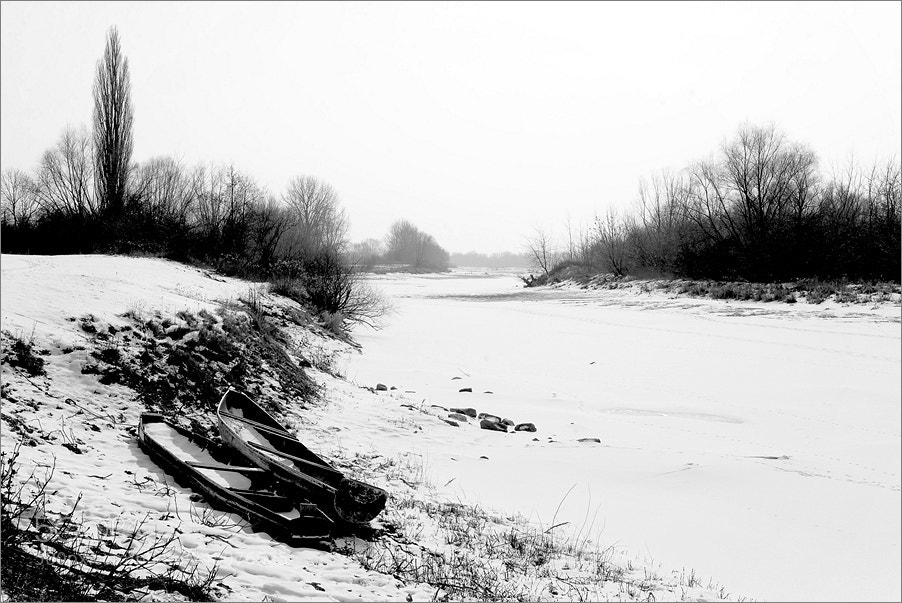 Nikon D610 sample photo. Empty river photography