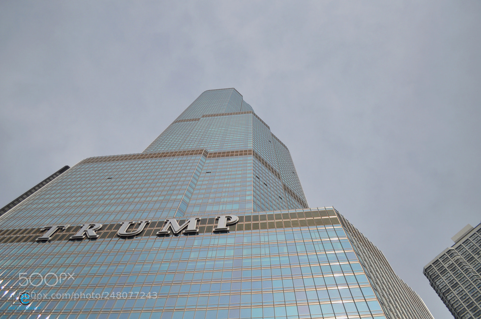 Nikon D90 sample photo. Trump tower photography
