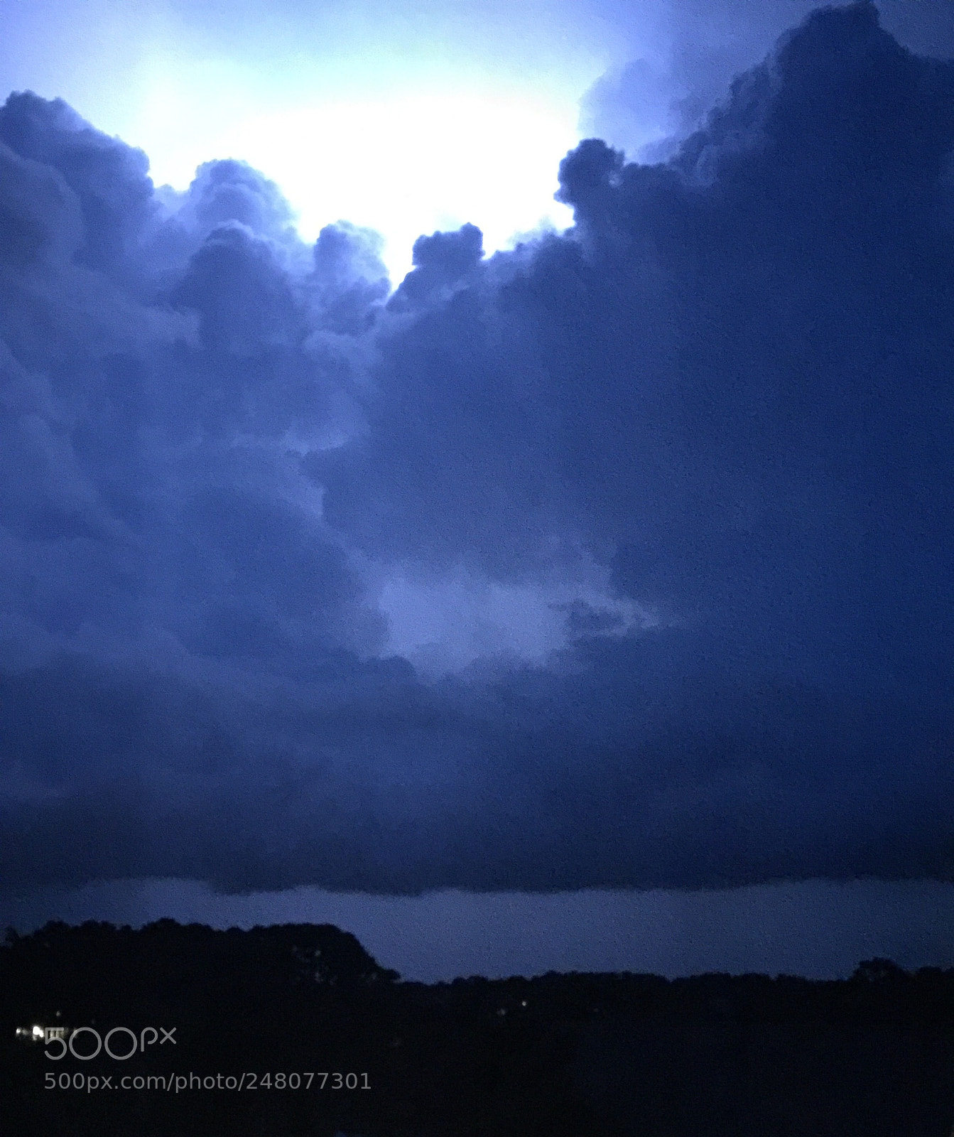 Apple iPhone 6 Plus sample photo. Lightning photography