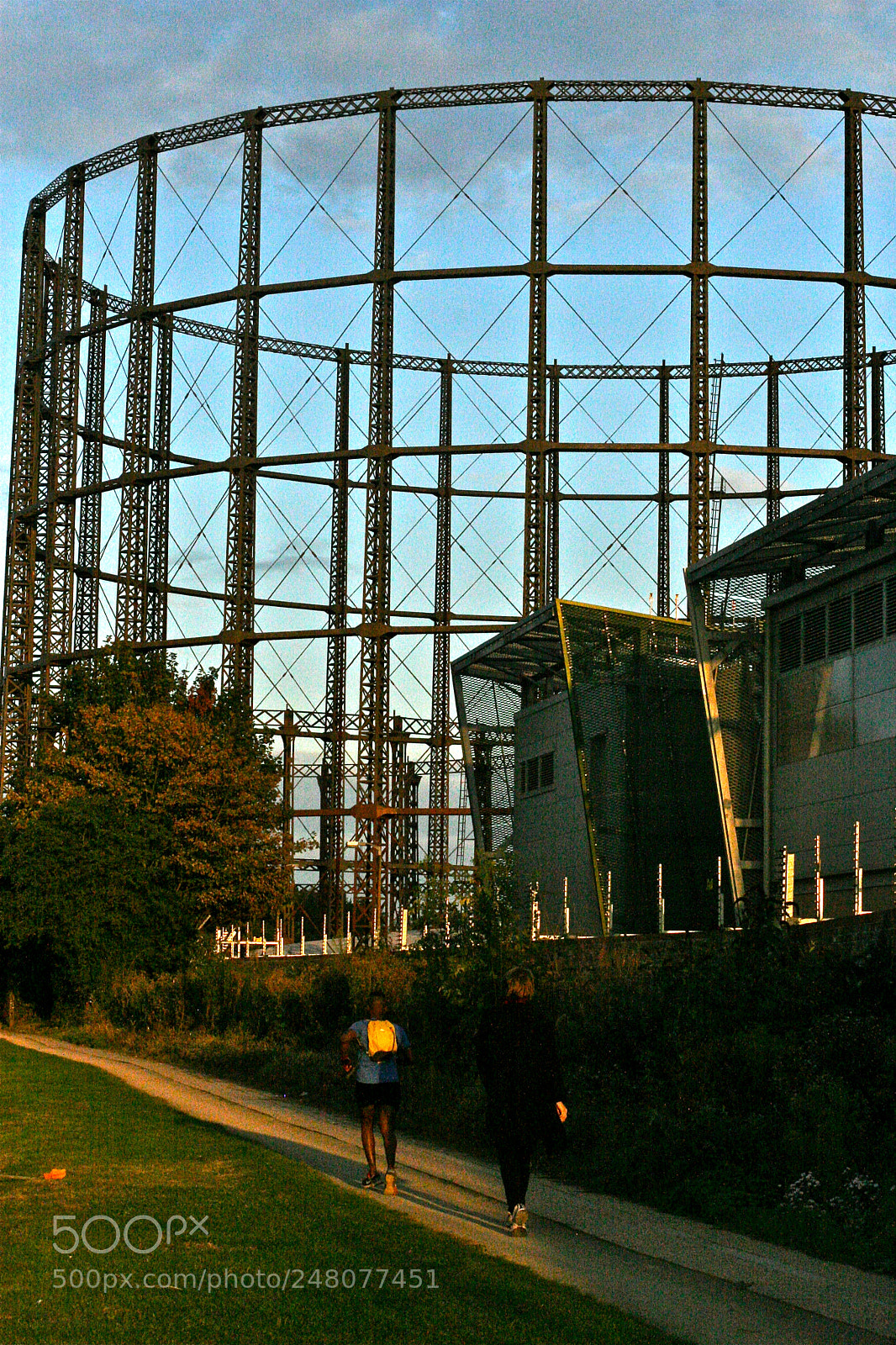 Canon EOS 30D sample photo. Girders of the gasometer photography