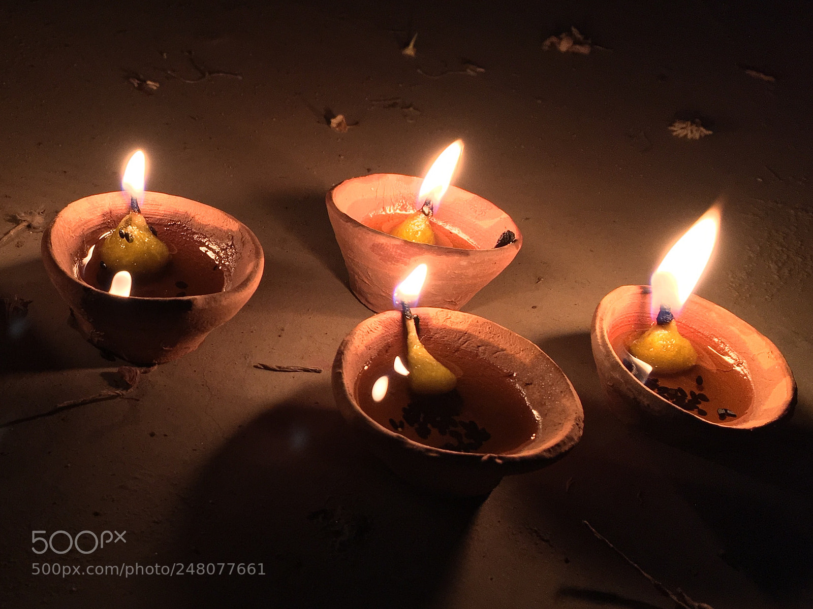 Apple iPhone SE sample photo. Earthen lamp photography
