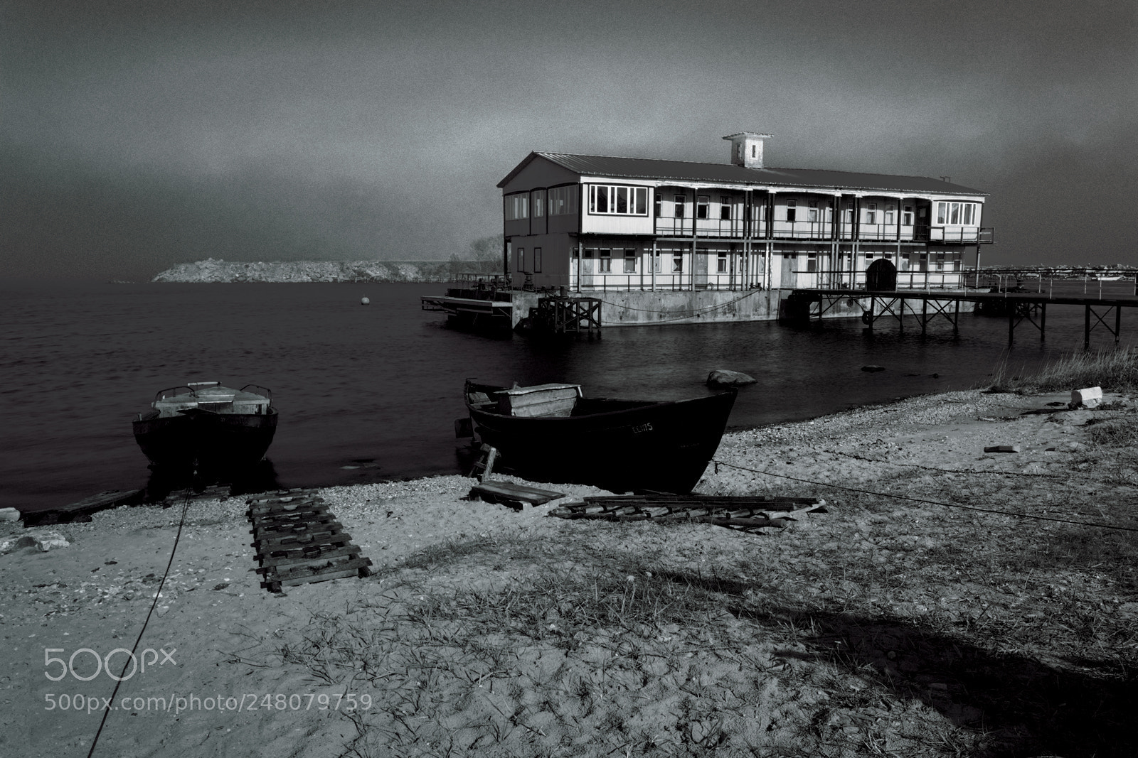 Canon EOS 5D sample photo. B&w photography