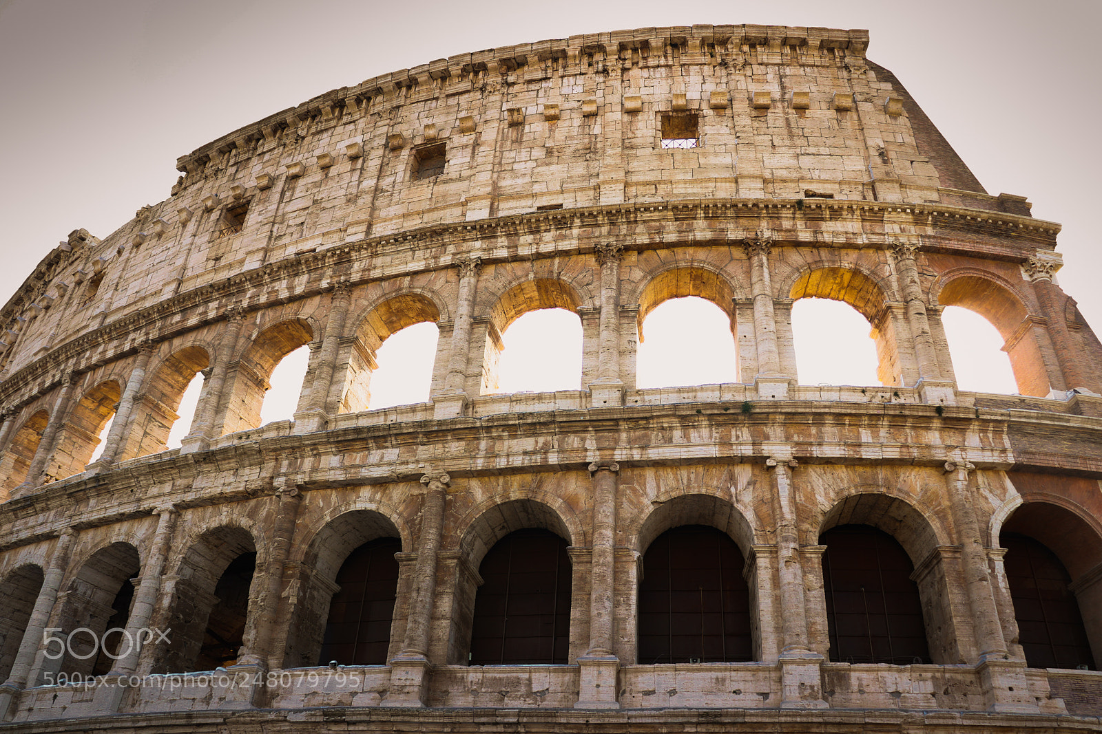 Canon EOS 200D (EOS Rebel SL2 / EOS Kiss X9) sample photo. Roman coliseum photography