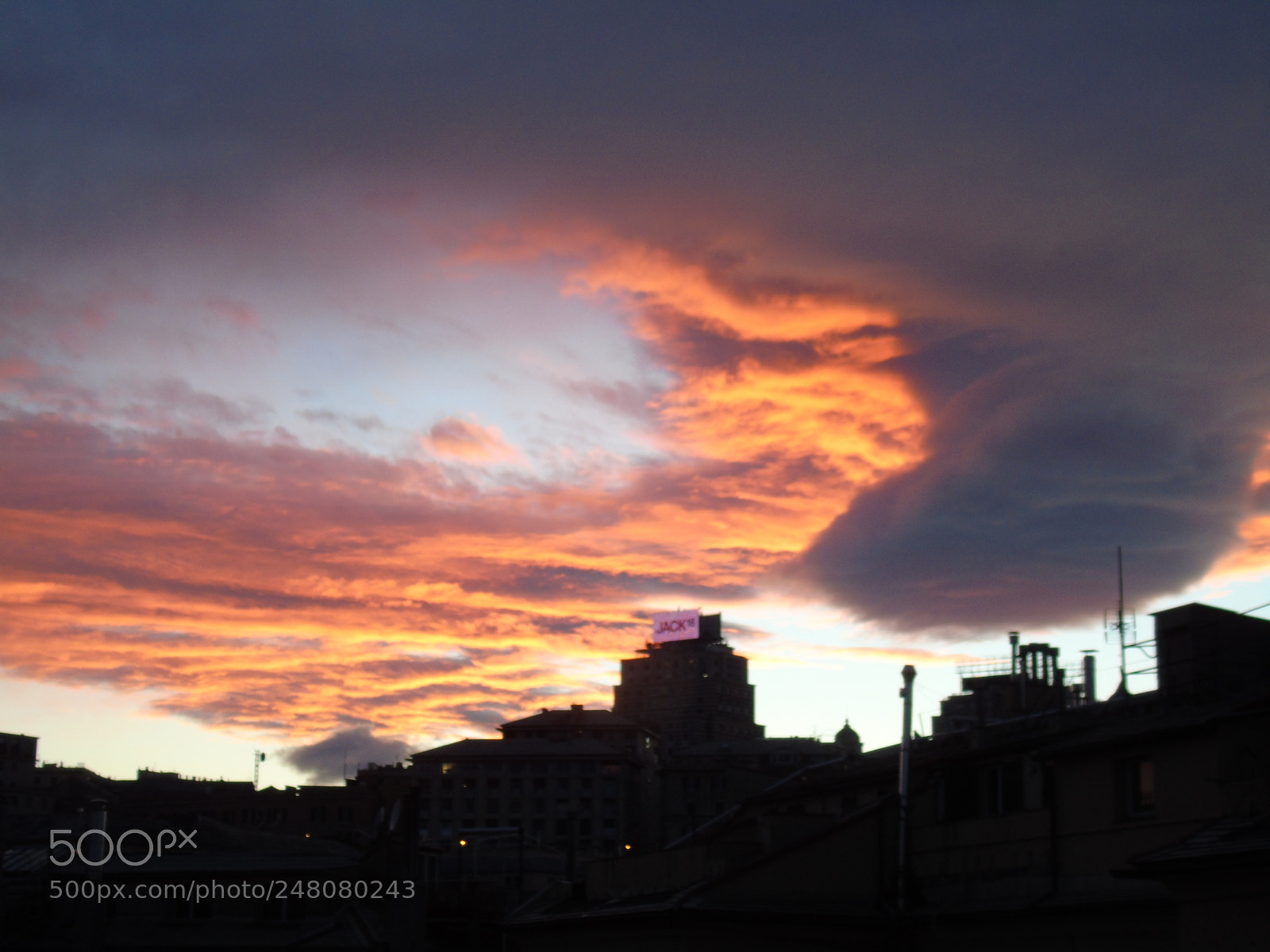 Sony Cyber-shot DSC-H400 sample photo. Drammatic sky photography
