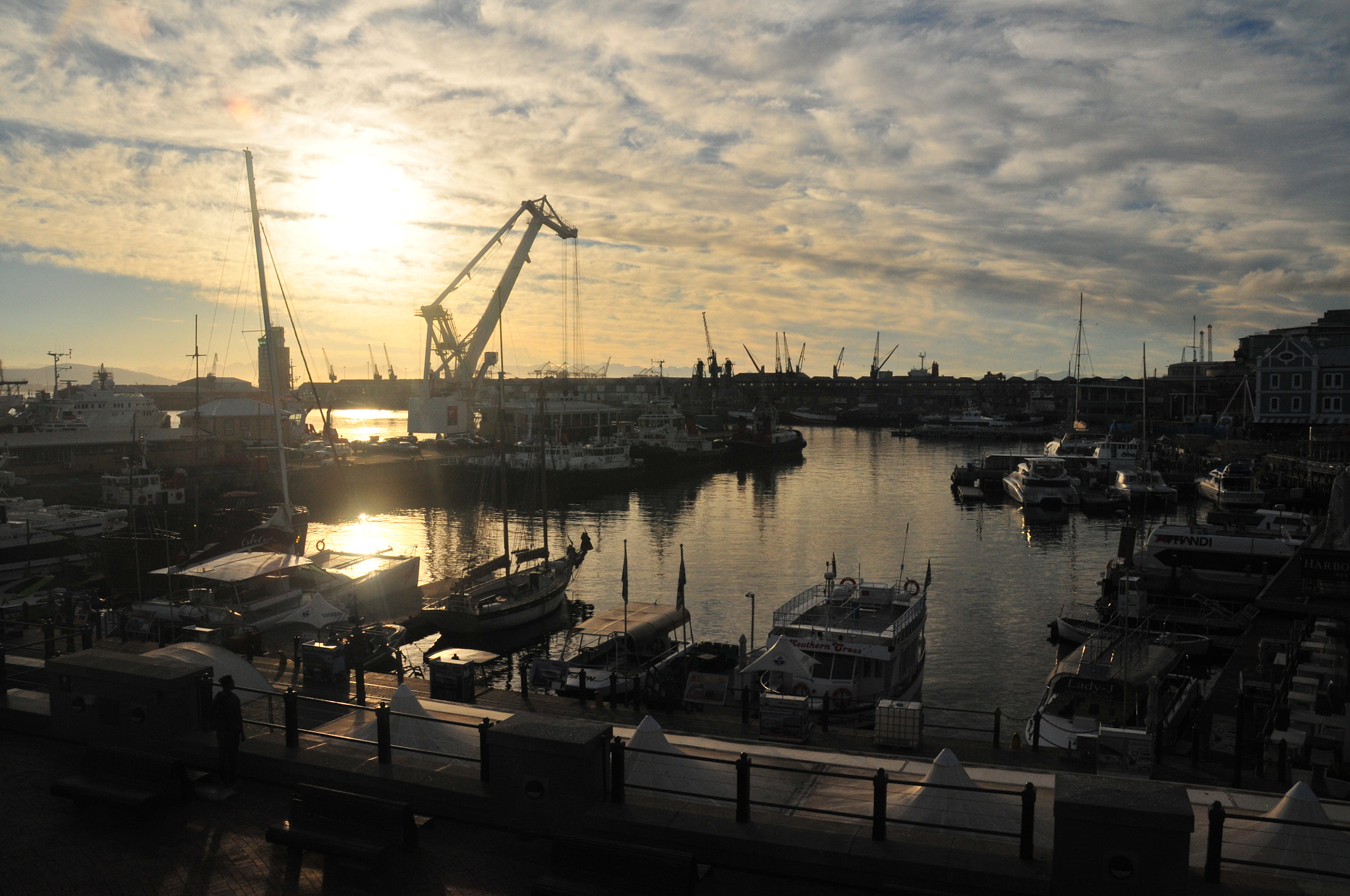 Nikon D300 sample photo. Harbour sunrise photography