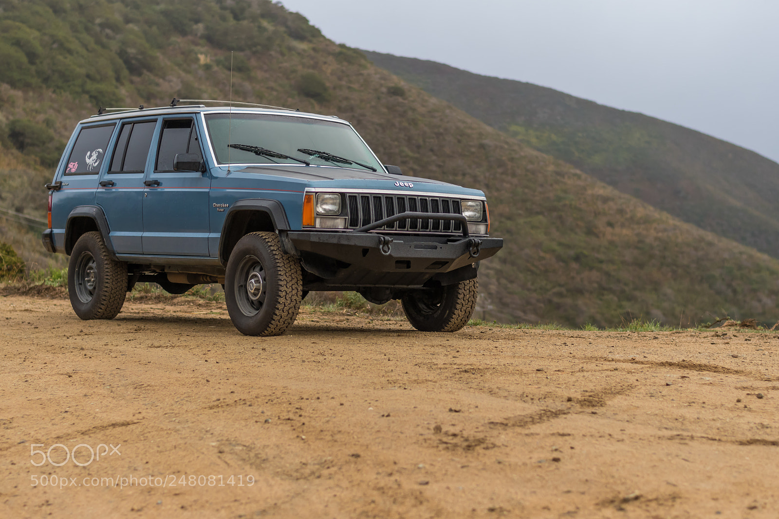 Nikon D500 sample photo. Dirt road photography