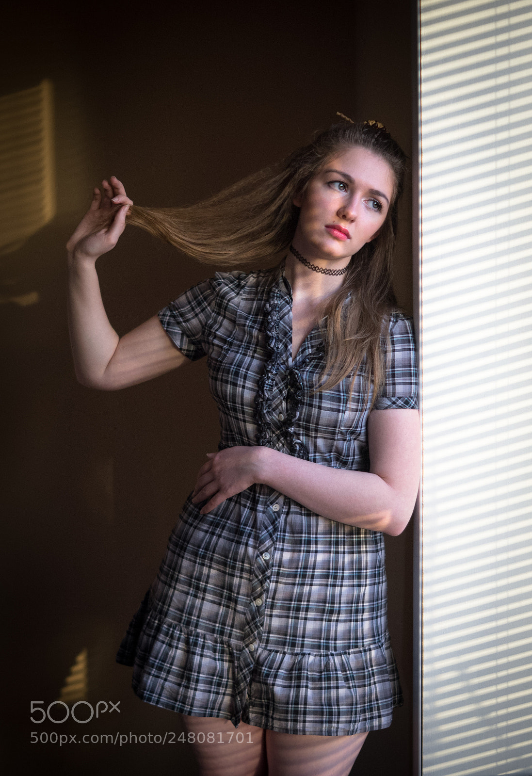 Sony SLT-A37 sample photo. Checkered dress photography