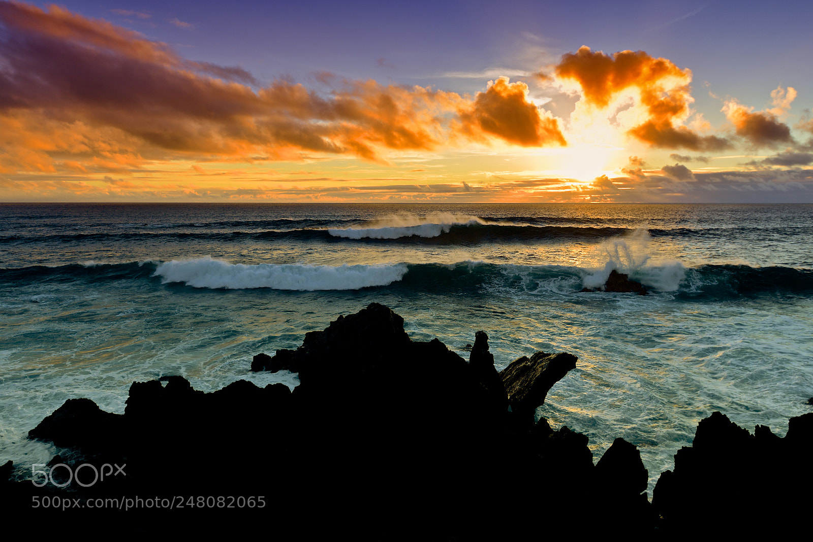 Nikon D610 sample photo. Waves breaking at sunrise photography