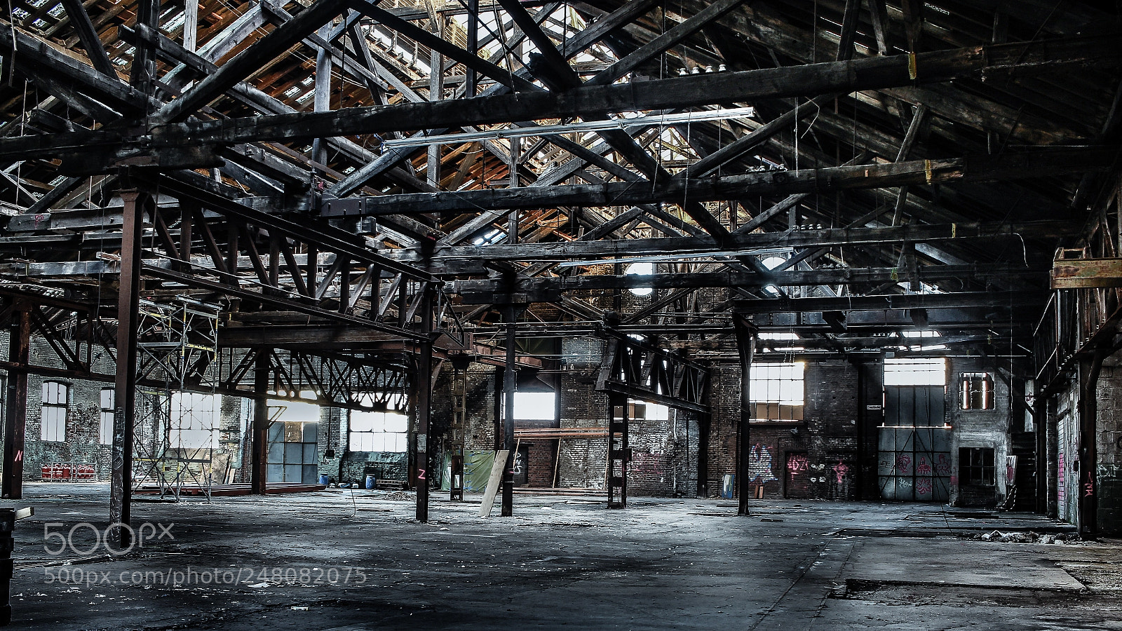 Canon EOS 700D (EOS Rebel T5i / EOS Kiss X7i) sample photo. The hall .....lost place photography