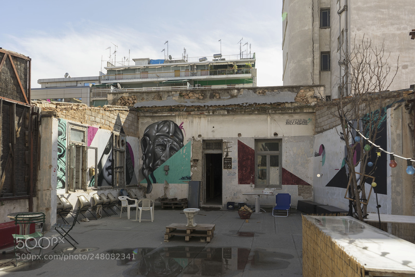 Sony a7 II sample photo. Roof photography