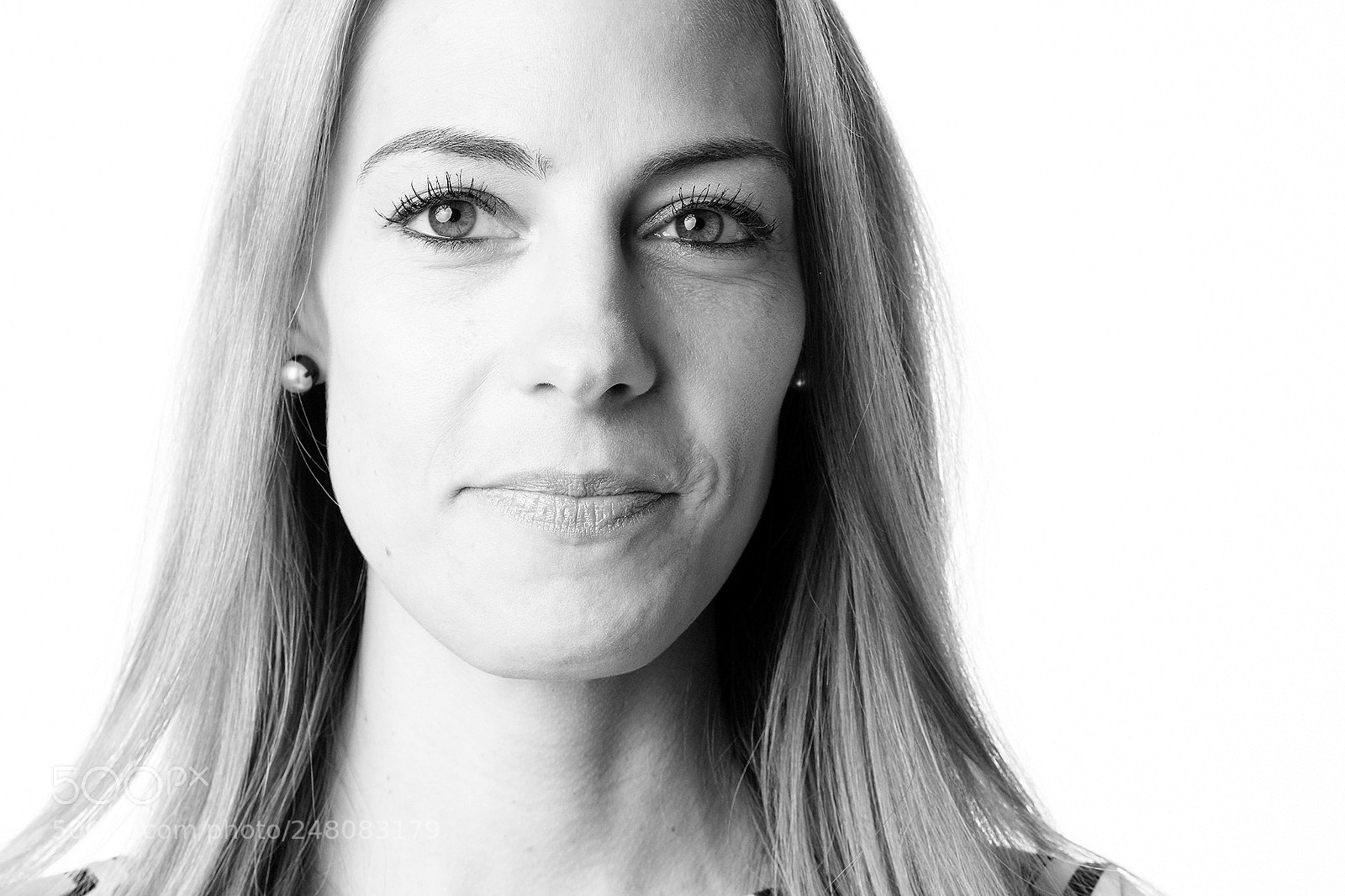 Sony a7R sample photo. White photography