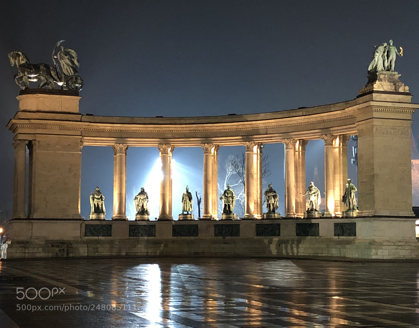 Apple iPhone 8 sample photo. History of budapest photography