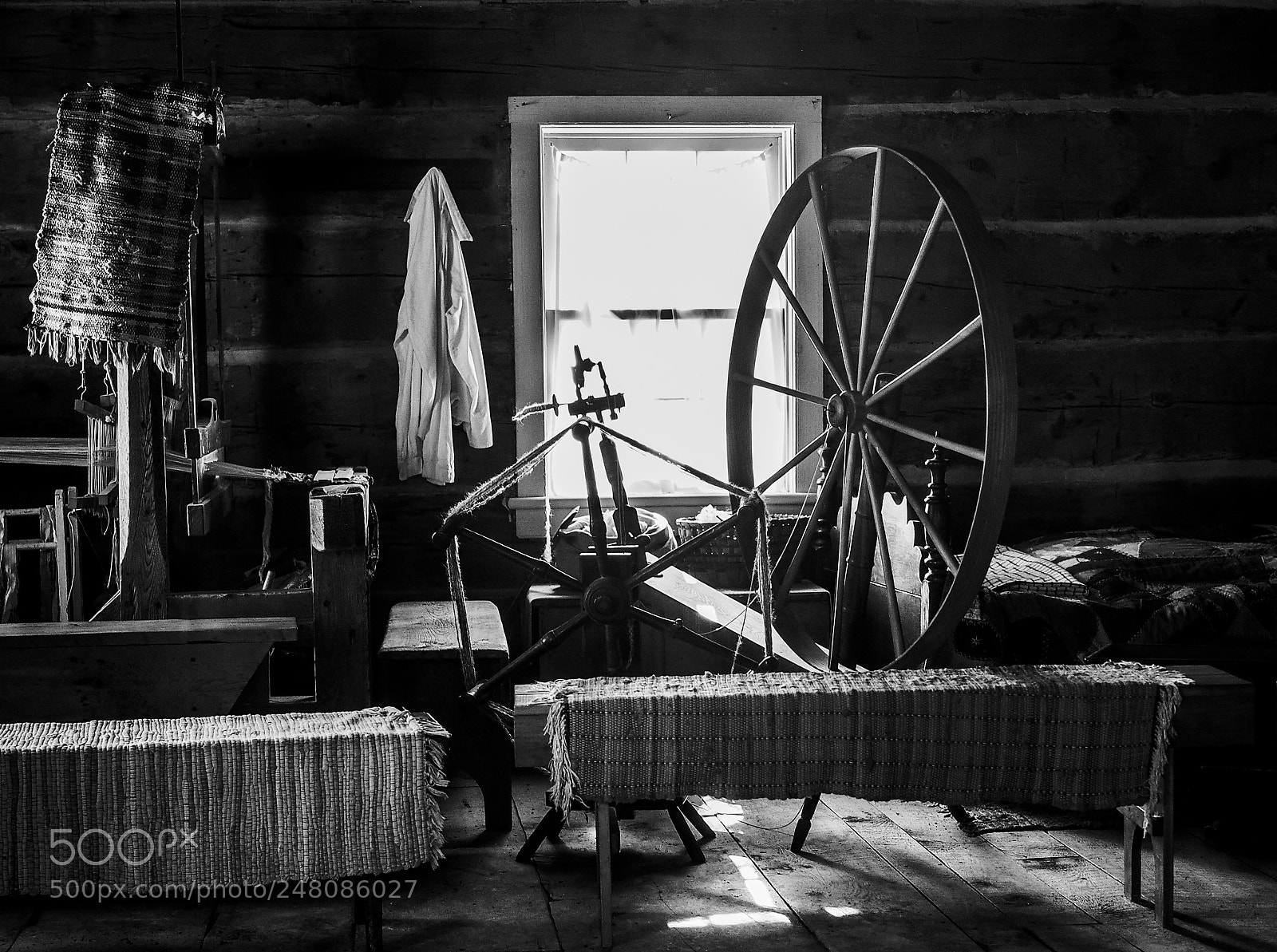 Olympus OM-D E-M1 sample photo. Spinning wheel and loom photography