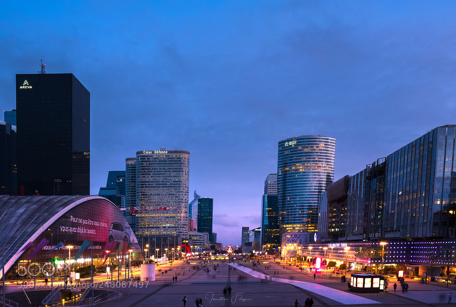 Fujifilm X-T20 sample photo. La défense photography