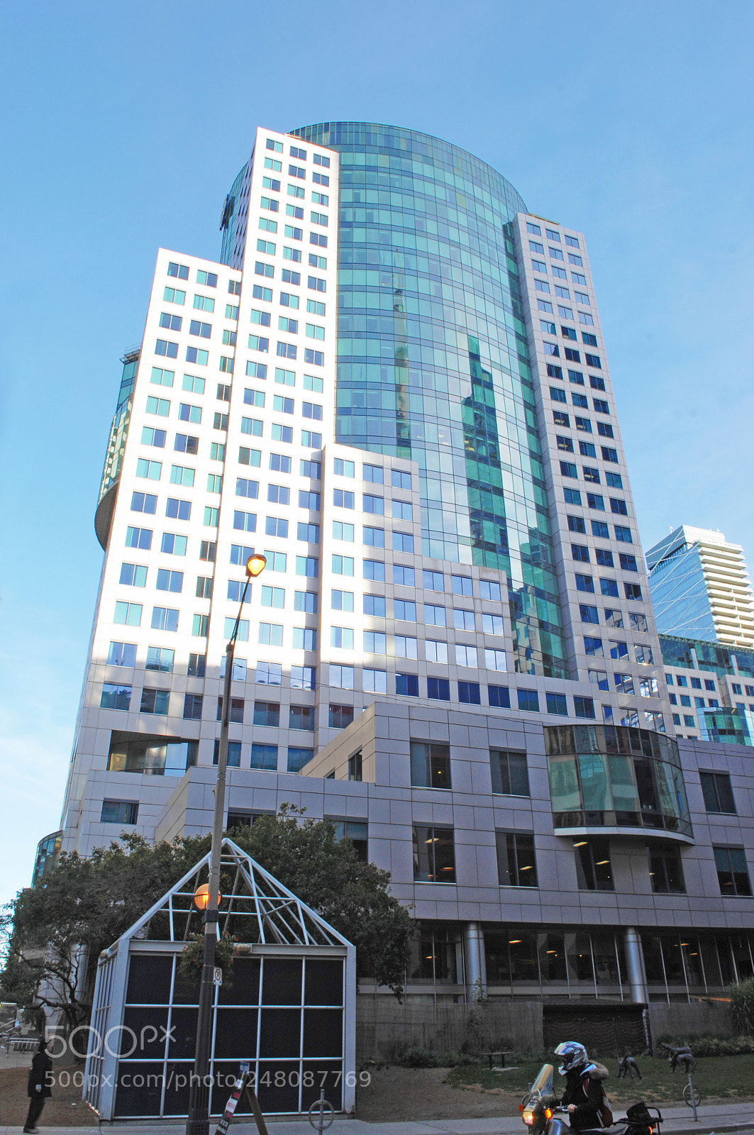 Nikon D2X sample photo. Modern high rise building. photography