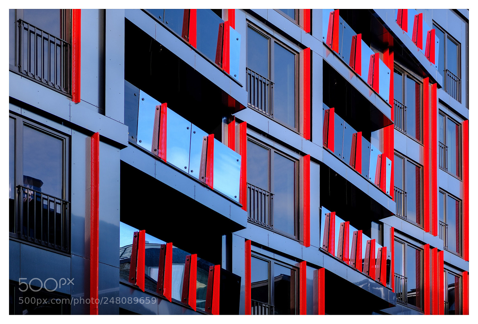 Fujifilm X-T20 sample photo. Appartement building ii photography