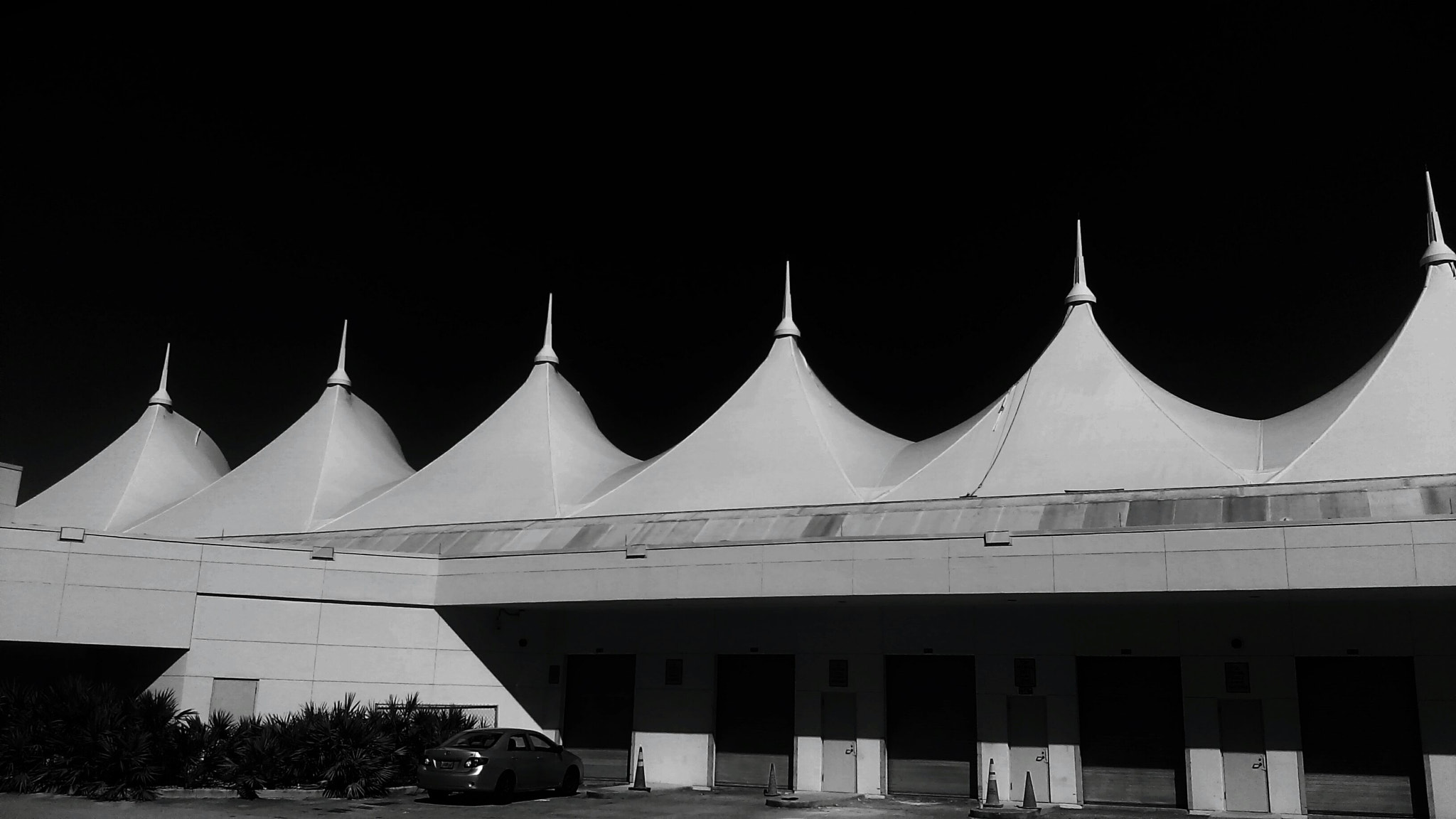 HTC DESRIE D530 sample photo. Circus darkness photography
