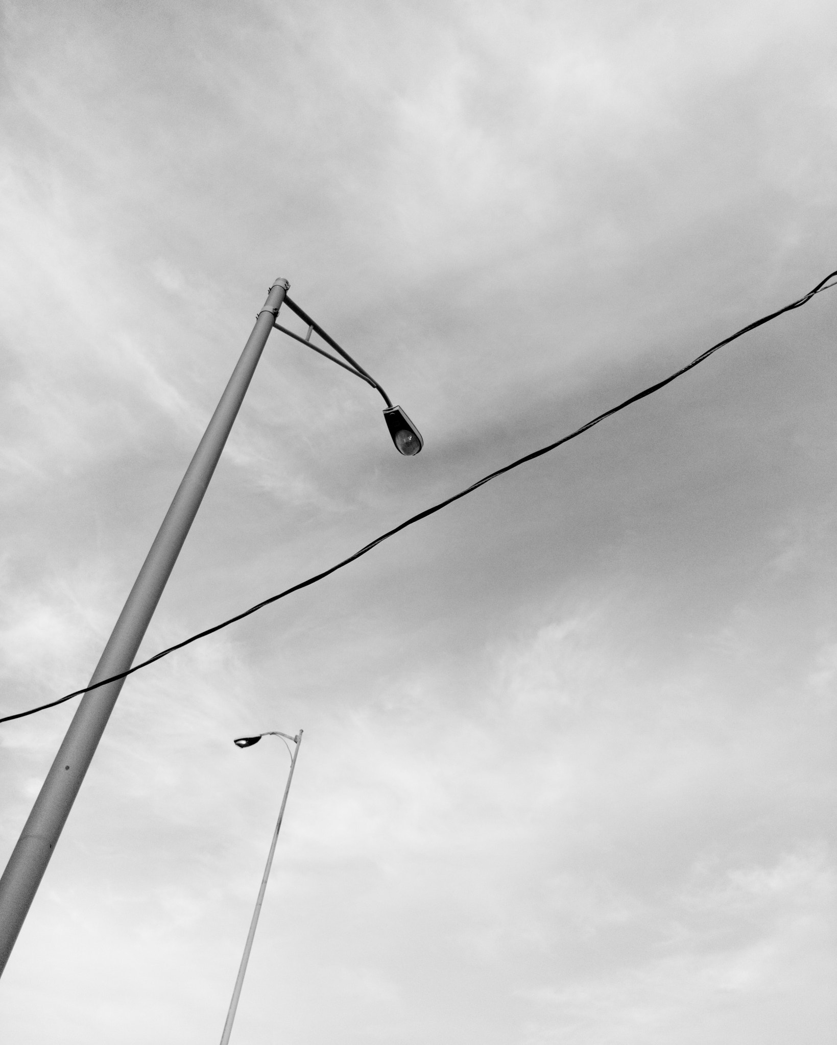 LG V30 sample photo. The lampposts photography