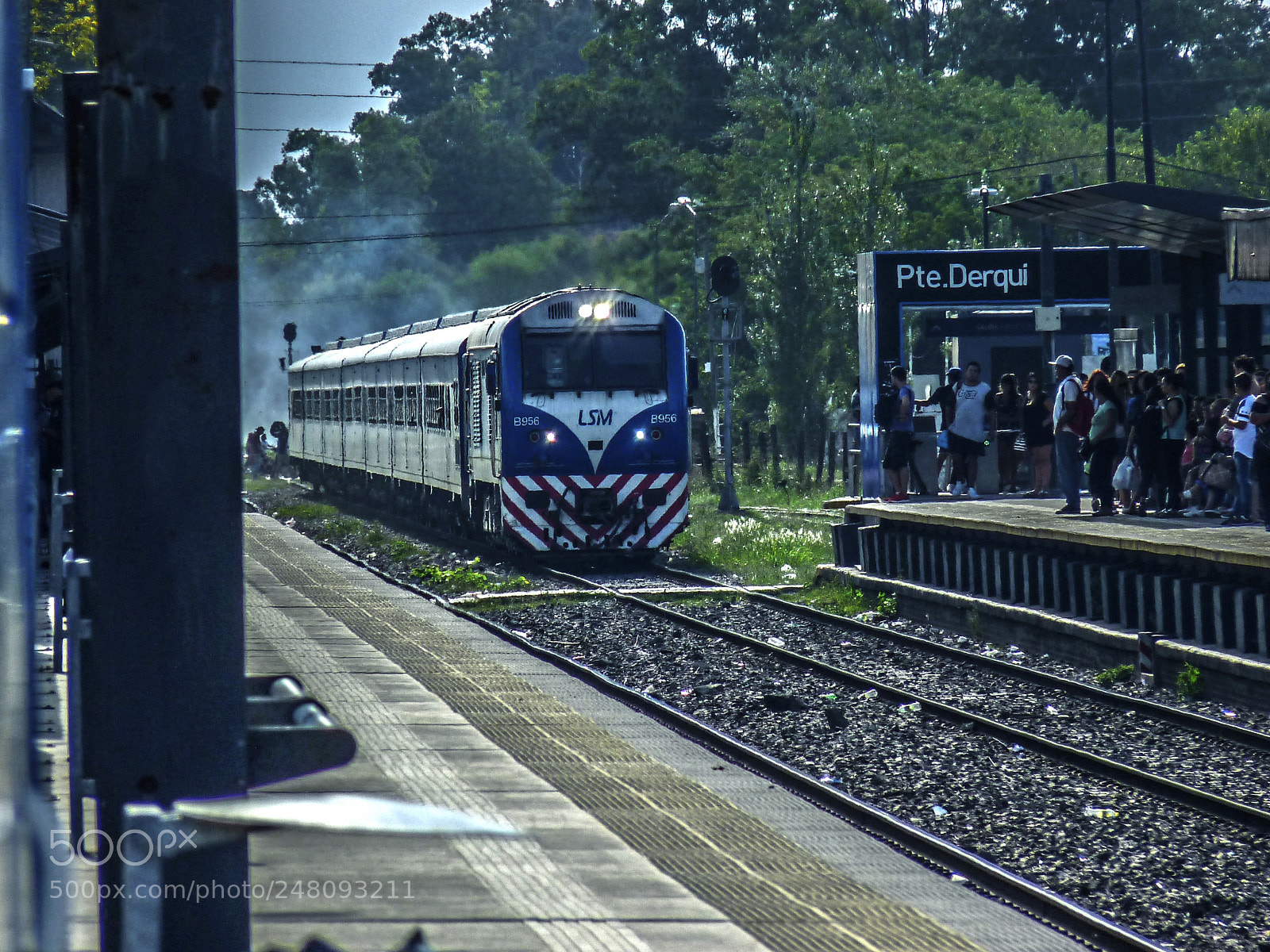 Panasonic Lumix DMC-FZ28 sample photo. Estación presidente derqui photography