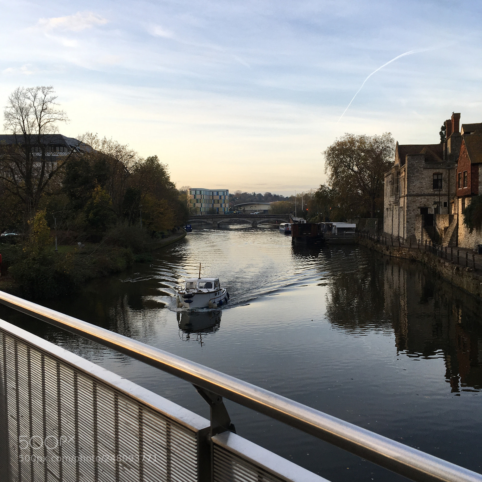 Apple iPhone SE sample photo. River medway, maidstone photography