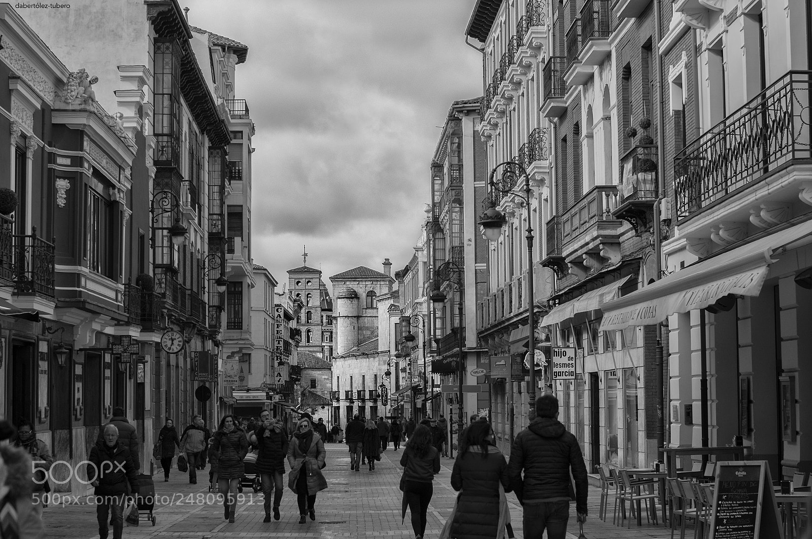 Nikon D90 sample photo. La calle ancha photography