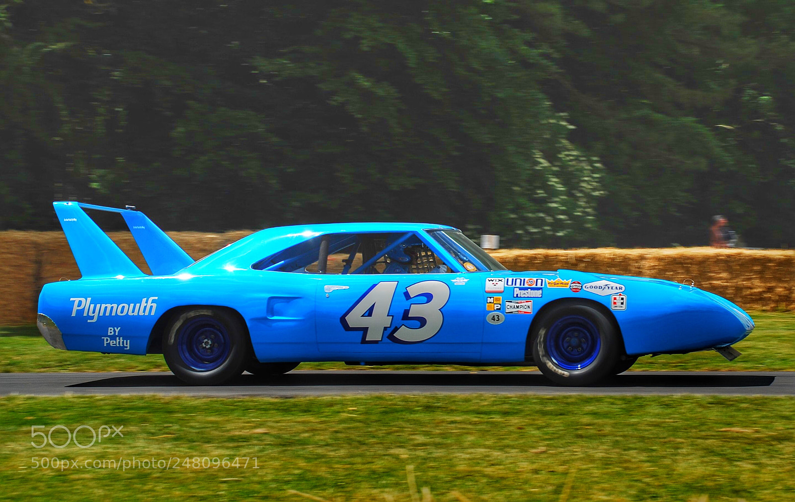 Nikon D80 sample photo. Richard petty. nascar plymouth photography