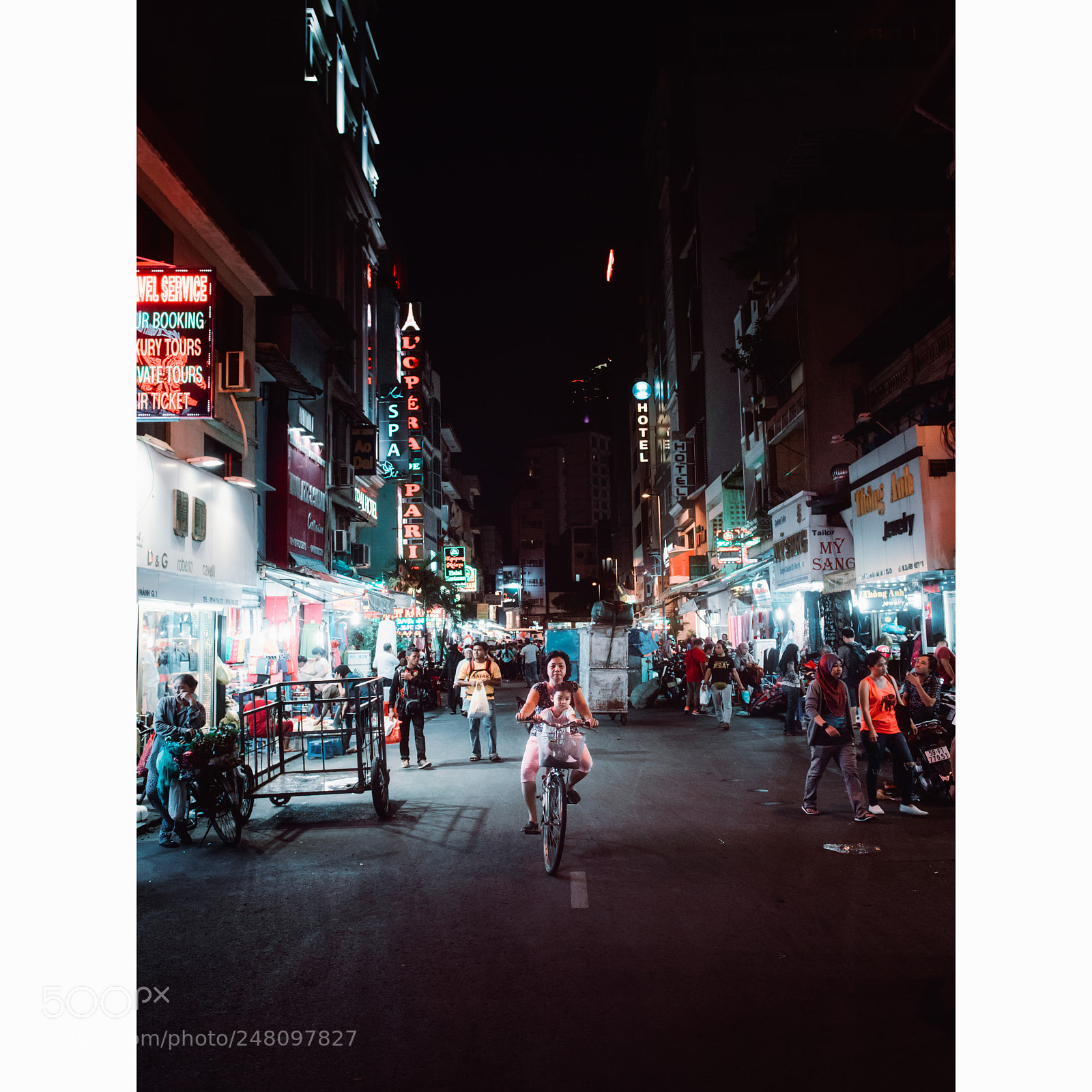 Nikon D810 sample photo. Ho chi minh city photography