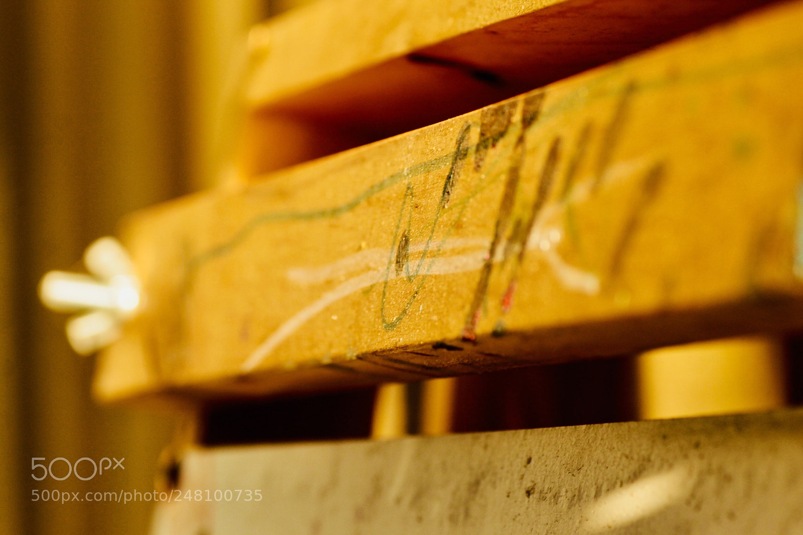 Canon EOS 1100D (EOS Rebel T3 / EOS Kiss X50) sample photo. The easel photography