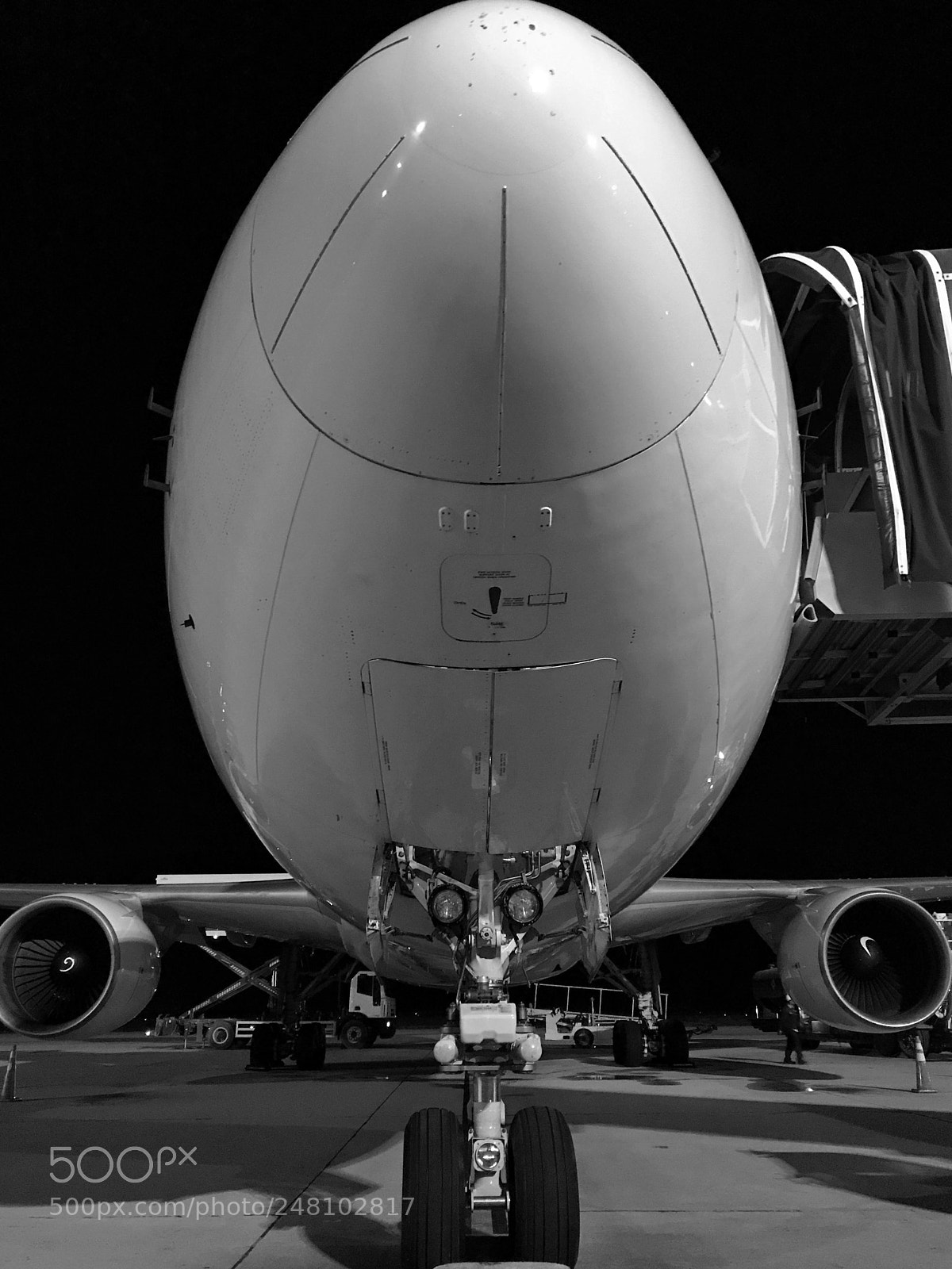 Apple iPhone 7 Plus sample photo. Boeing 767 photography