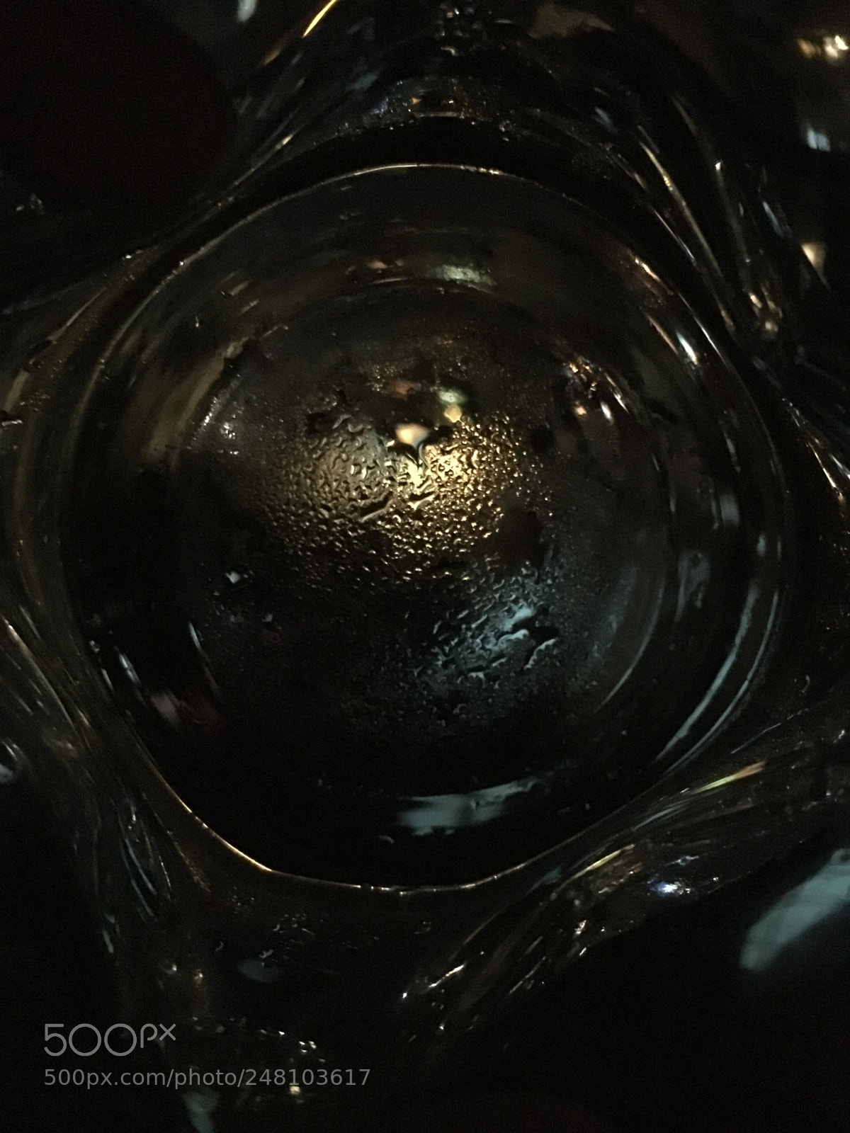 Apple iPhone SE sample photo. Whisky night photography