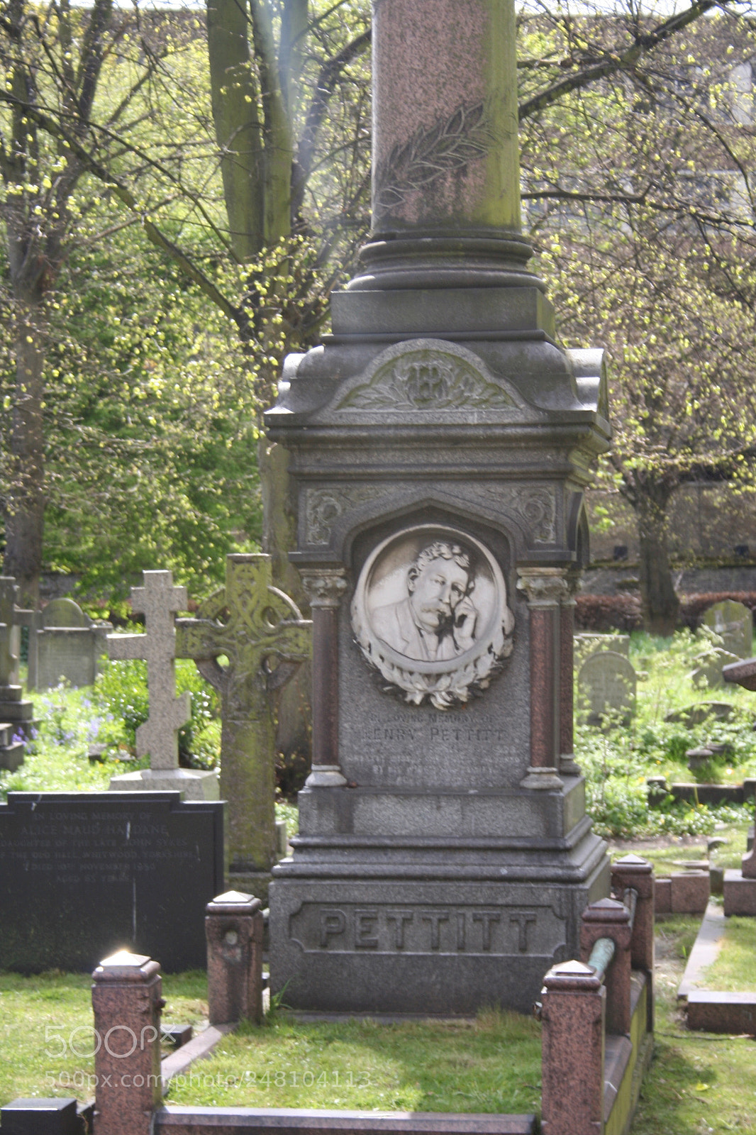 Canon EOS 350D (EOS Digital Rebel XT / EOS Kiss Digital N) sample photo. Brompton cemetery photography